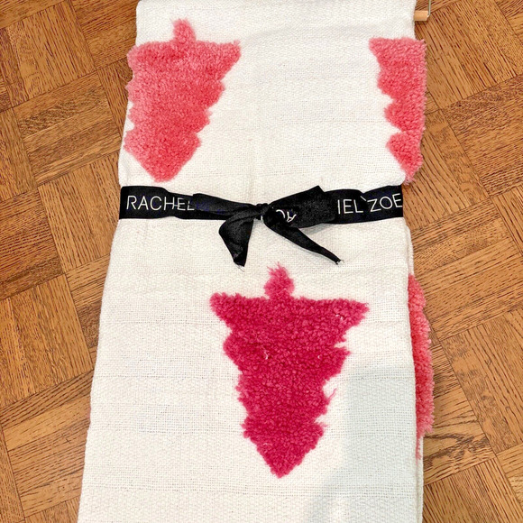 Rachel Zoe Pink Christmas Tree Decorative Throw Blanket Tassel 50 x 60 Viral - Picture 3 of 4